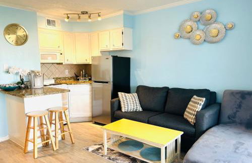 Beautiful newly renovated beachfront condo at Casa Del Mars - Foto 4