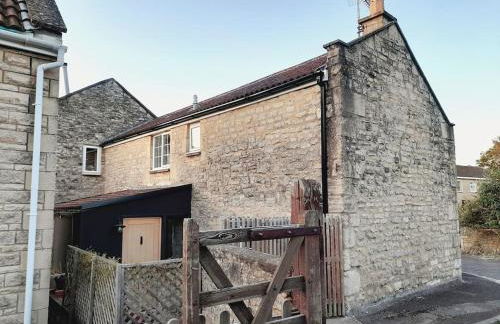 Converted Barn in Bath - Photo 22