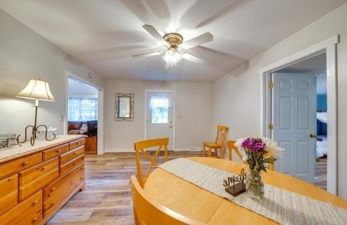 Walk to Beach and Lake Idyllic Escape in Edinboro! - Foto 9