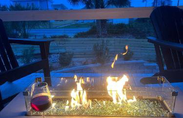 Private Pool, Beach Access, Luxe Kitchen, Fire Pit & Outdoor Entertaining Space - Foto 20