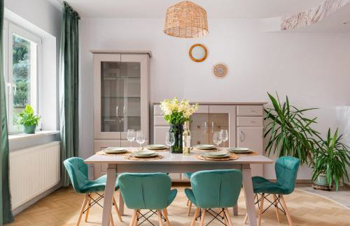 Warm & cosy 2-store 3-BR House with fireplace, living room, garden, terrace, balcony & parking 30 minutes from Warsaw Centre - Foto 16