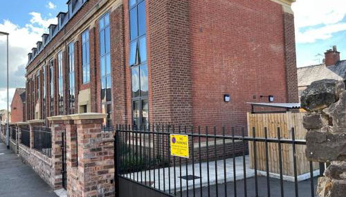 No5 at 53 - 2 bed apartment in Leek, Staffs Peak District - Foto 5