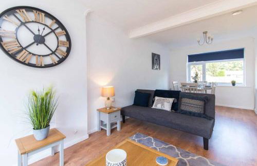 Modern three bedroom home in Castle Donington - Photo 8