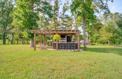Rest and Relax Tennessee Home with Patio and Fire Pit - Foto 9