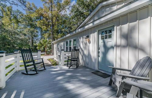 Newly Renovated LowCountry Cottage with Marsh Views - Sleeps 6 - Foto 6