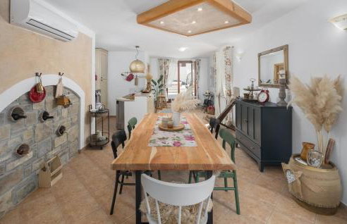 Beautiful Home In Brest Pod Uckom - Foto 6