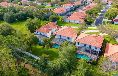 Affordable 4 Br Luxury Villa near Disney/Private Pool/Arcade/Game room - Foto 5