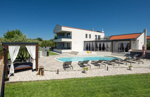 Villa Posidonia near Pula with sea view and surrounded by olive trees - Foto 10