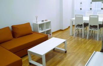 EnFOZ Tus Mejores Vacaciones, Playa Piscina y Parking - Foto 1