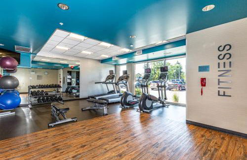 Starboard Point: Stunning Luxury Condo in the heart of DL! - Foto 6