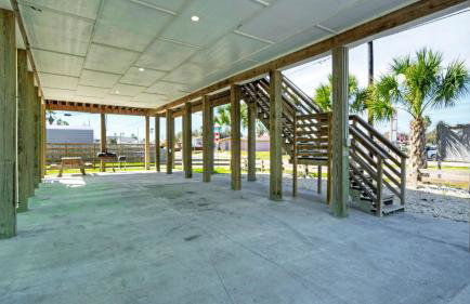 Sleeps 28 2 Homes w/ Boat Dock & Waterfront Pool Laguna Village Haven - Foto 94