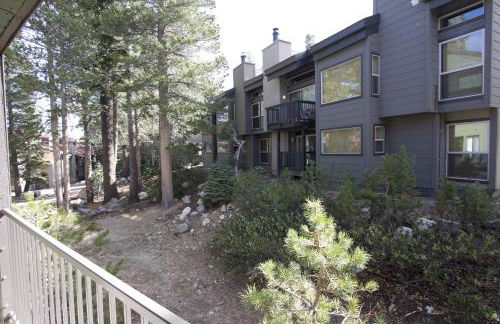 St Anton Wooded View 1-Bedroom Condos with Complimentary Hot Drinks - Photo 1