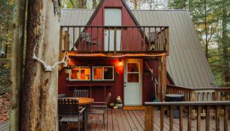 Waterfront A- Frame with Dock, Canoe + Kayaks - Foto 5, Other