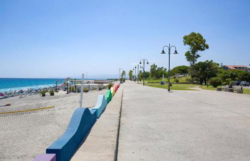 Beautiful Apartment In Caulonia Marina - Foto 27