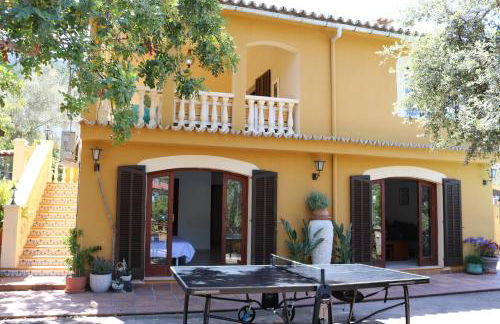 Tranquil Mallorca Villa Seaside Getaway with Pool - Foto 37