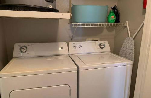 Newly Furnished 1BR Apartment w/ Hermann Park View - Foto 25