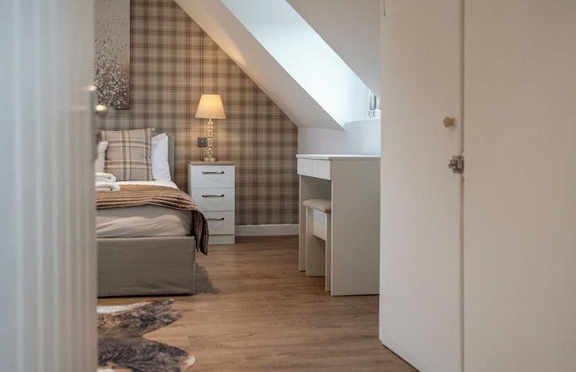 Bright&Spacious 3BD in Centre of Bourton - Photo 12