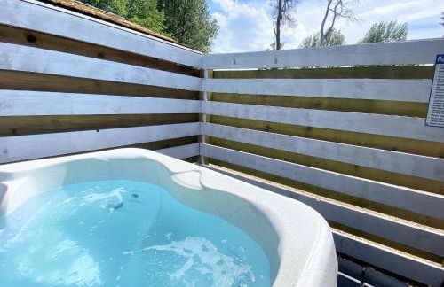 Magpie 4 Hot Tub Huntersmoon-Warminster-Bath-Salisbury - Photo 4