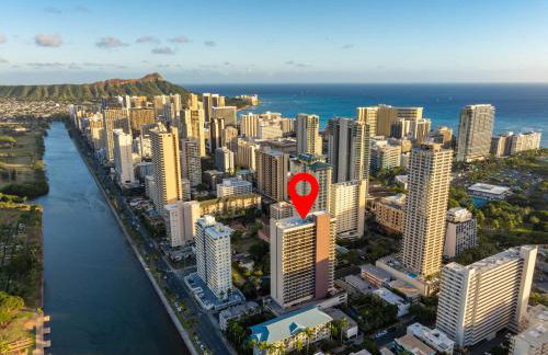 Honu Hale Penthouse 2 BDR Ocean View Waikiki - Photo 68