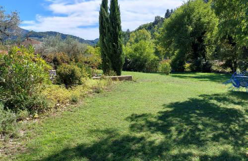 Freundliches Haus mit Pool und großem Garten - Foto 8