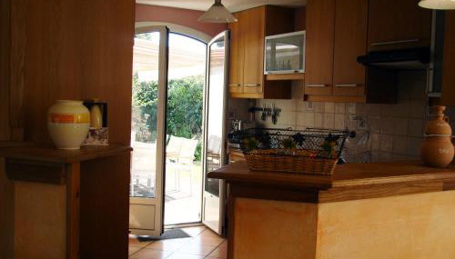 Villa Ardilla - Classée 3 étoiles -Grand confort et bien-être à proximité immédiate du centre du village et des commerces - Foto 5