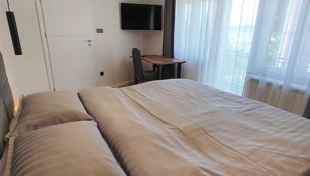 Bright and Spacious Stay With Private Parking in Crikvenica - Foto 2, Habitación