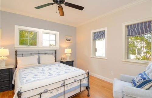 Sea Breeze by Bayley Vacation Rentals - Foto 18