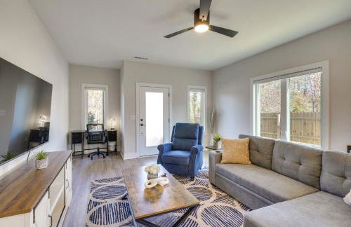 2 Mi to Duke and 3 Mi to Downtown Durham Townhome - Foto 1