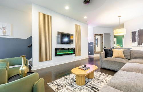 Modern Luxe Townhome with Rooftop Cinema - Foto 36