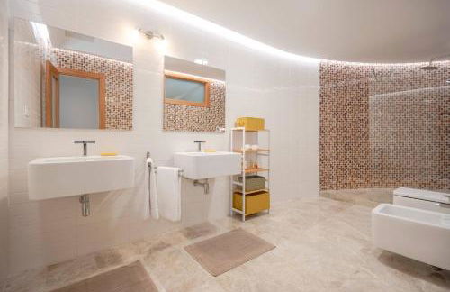 The Moss - Luxury Villa in Corralejo near the Beach - Photo 46