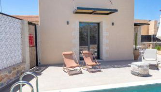 Kefalas Luxury Villas Patitiri with Private Pool - Foto 1, sunbed