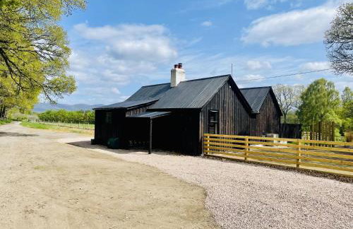 2 bed lodge with private hot tub in Aviemore - Foto 10