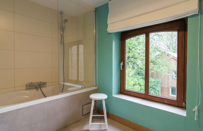 Pleasant Holiday Home With Garden in Ciney - Foto 19