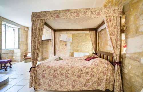 Au coeur de Beynac, superbe maison du XIVe siècle avec jardin panoramique - Foto 3