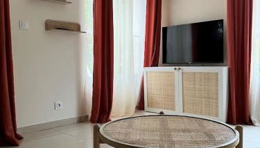 La provence avec piscine privative en campagne - Photo 4