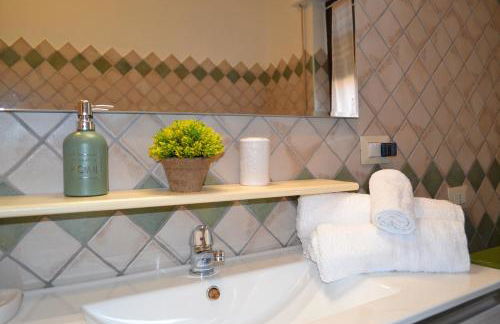 TERESA HOLIDAY - Foto 49