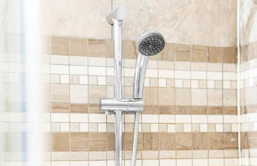 Stylish 4 Bedroom Townhouse - Edgbaston - Near Birmingham City Centre - Sleeps 8 - Parking - 578P - Foto 43