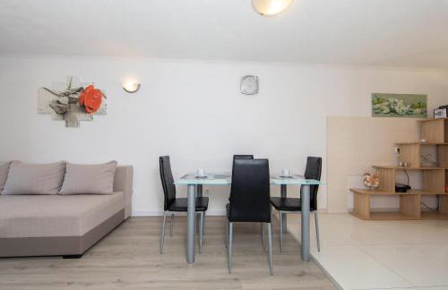 Apartmani Nina & Mili - Photo 19