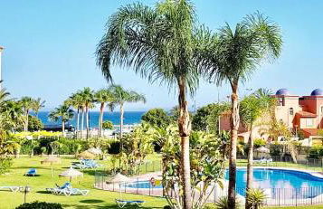 BOHO CHIC- Beachfront - Free bikes - Salt water pool - Foto 41