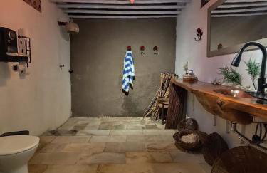 Pé na areia, vista incrível, casa aconchegante, ampla e de um astral - Foto 55