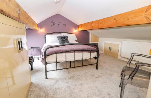 19 The Village - Photo 20