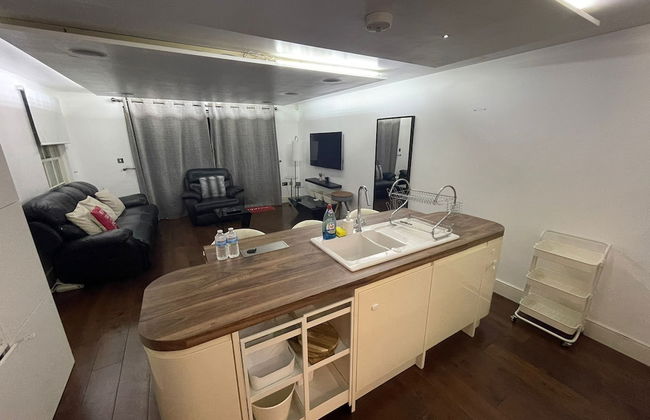 Lovely 2-bed Apartment in Brixton Central Location - Foto 22