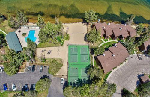 Beautiful Tahoe Keys Home, Family and Pet Friendly - Foto 6