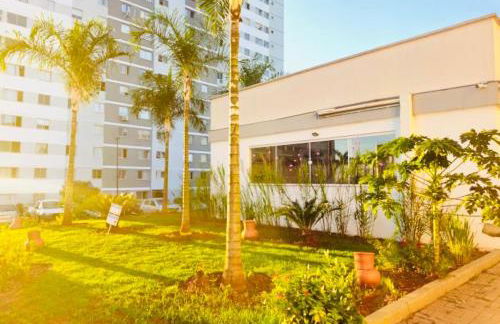 Apto Confortável - Supermercado Bahamas ao lado - Foto 20