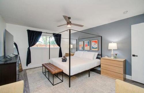 Friendswood Getaway - 5 Bedrooms + Pool + Patio - Foto 4