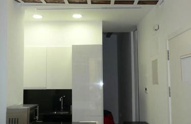 Apartamentos Hiedra y Tapinería Mercado Central - Photo 27