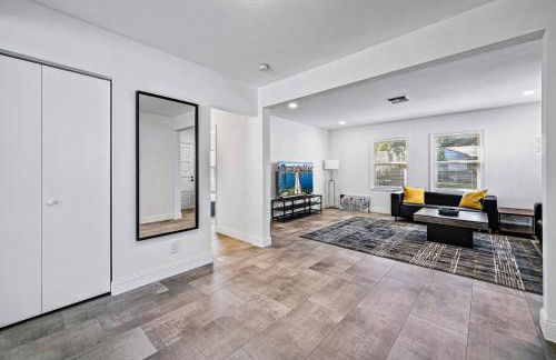 Modern 2BR Den Northwood Home - Foto 6