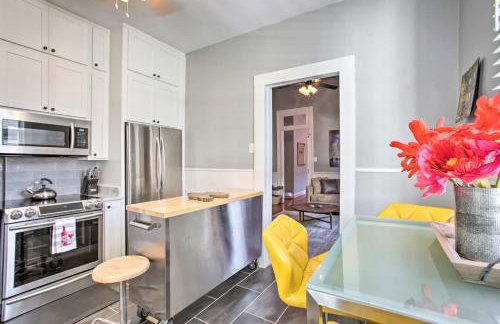Uptown NOLA Apt on Magazine Street with Backyard! - Photo 9