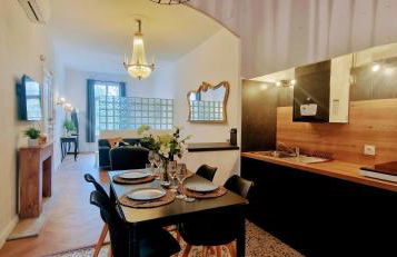 LE PARC2 Appartement Authentique, Coeur de Ville, Proximité Parking, Climatisé - Foto 6