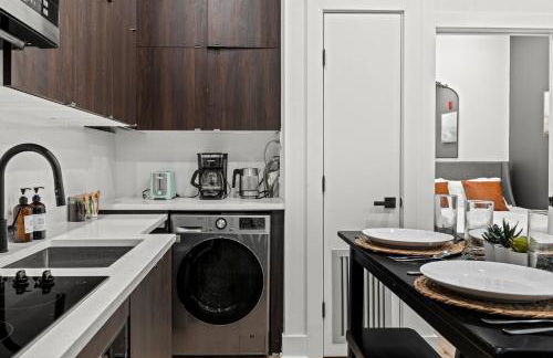 Walk to Everything in Old City- ADA compliant unit - Foto 24